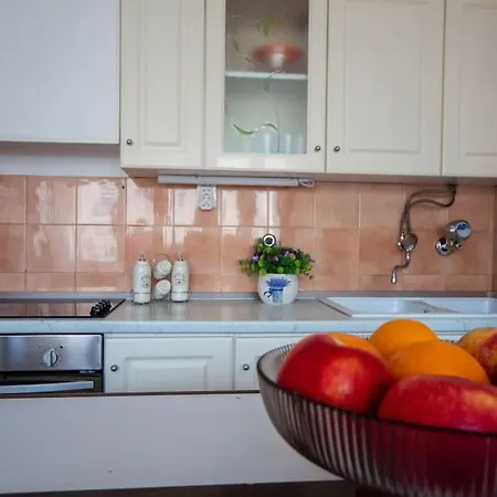 Spacious 3 Bedroom Chiara Near & Old Tovn Apartamento *