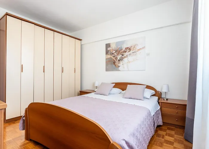 Appartement Spacious 3 Bedroom Chiara Near & Old Tovn